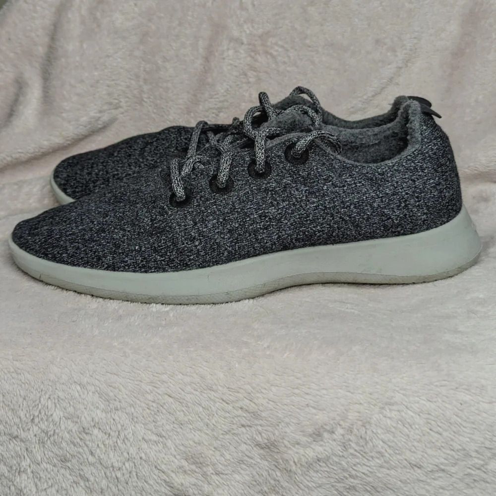 Allbirds Men's Wool‎ Runners Sneakers in Grey - Picture 2 of 11